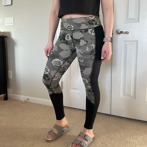 5.11 Floral print leggings tights size small